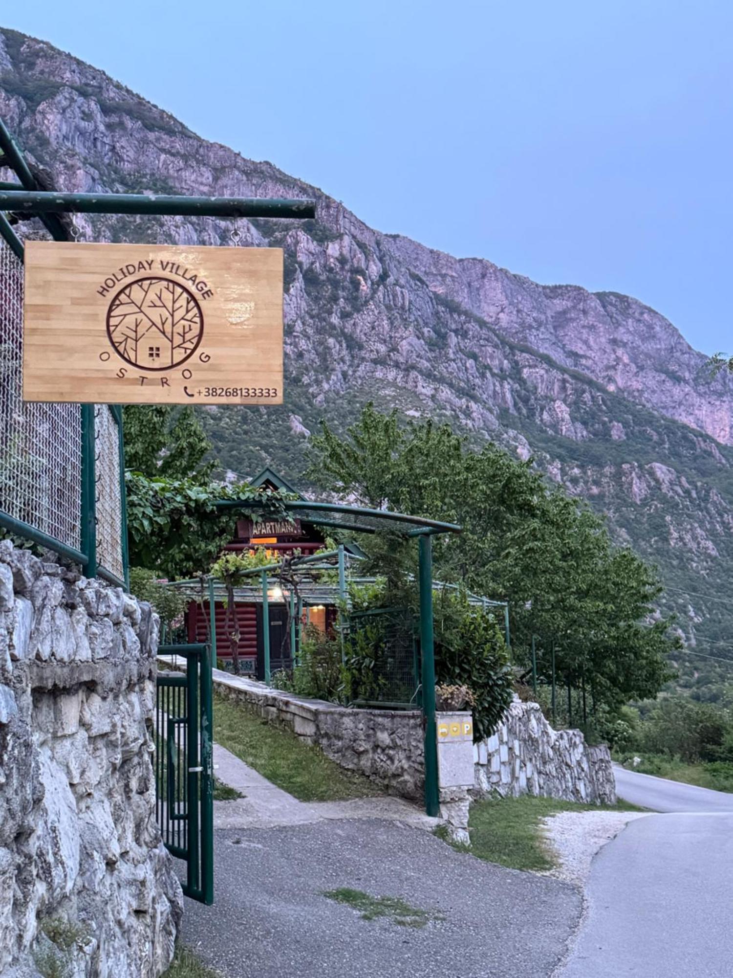 Holiday Village Ostrog Nikšić Extérieur photo